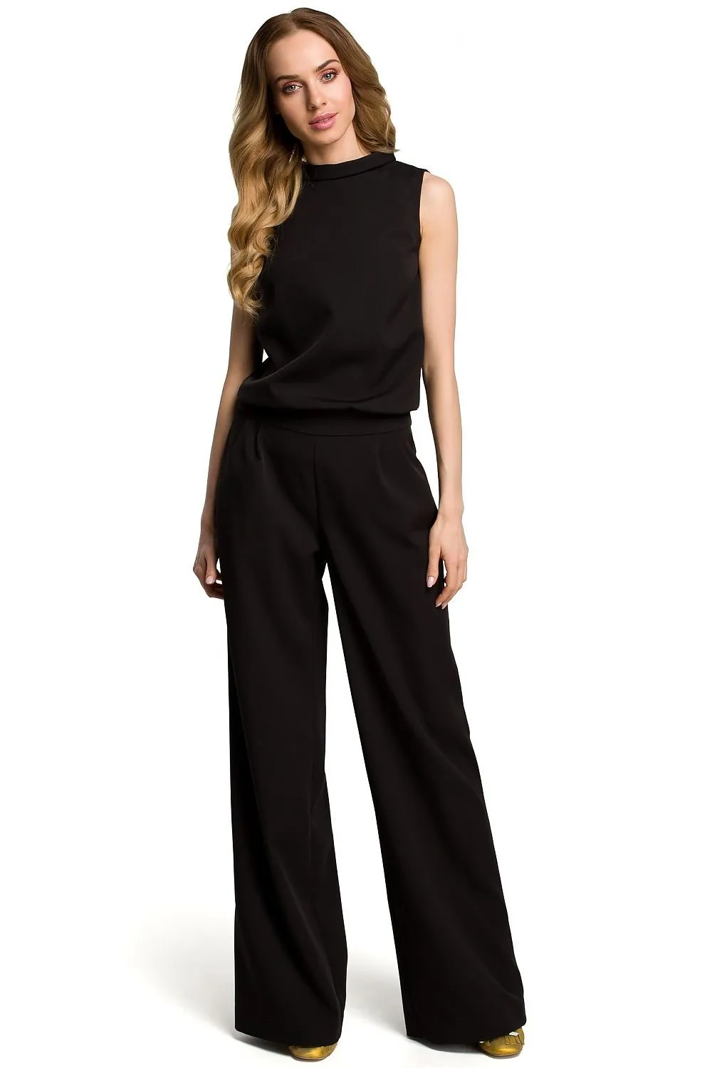 Chic Trousers Ensemble with Slit Back Detail