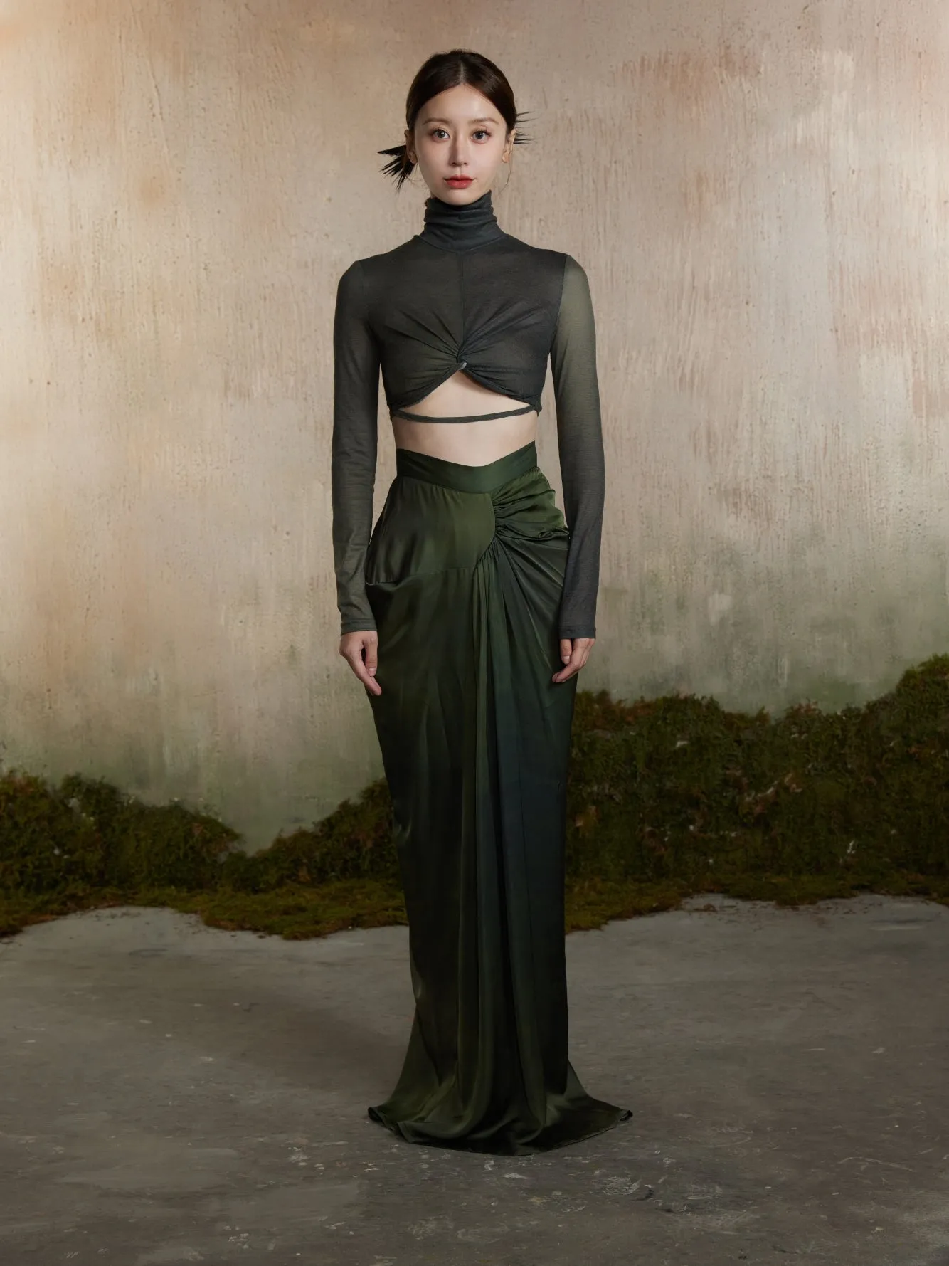 Drape Elegant Smooth Plain Long-Skirt